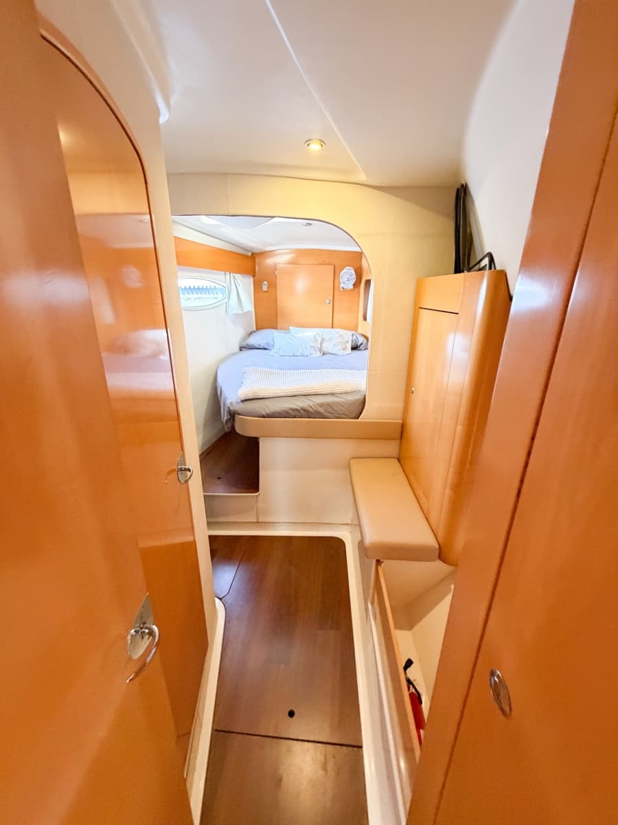 2008 Fountaine Pajot Orana 44