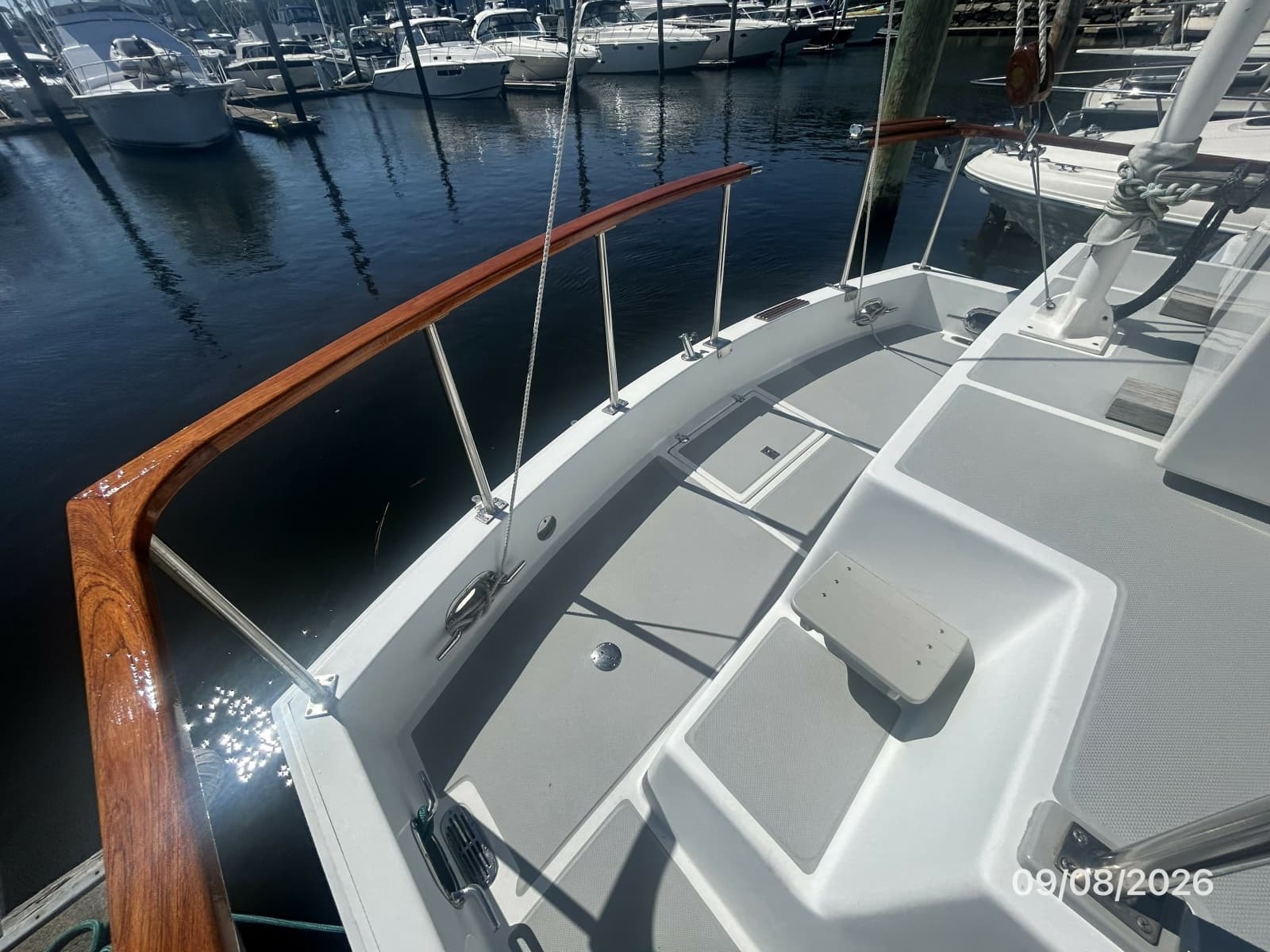 36' Monk aftdeck1