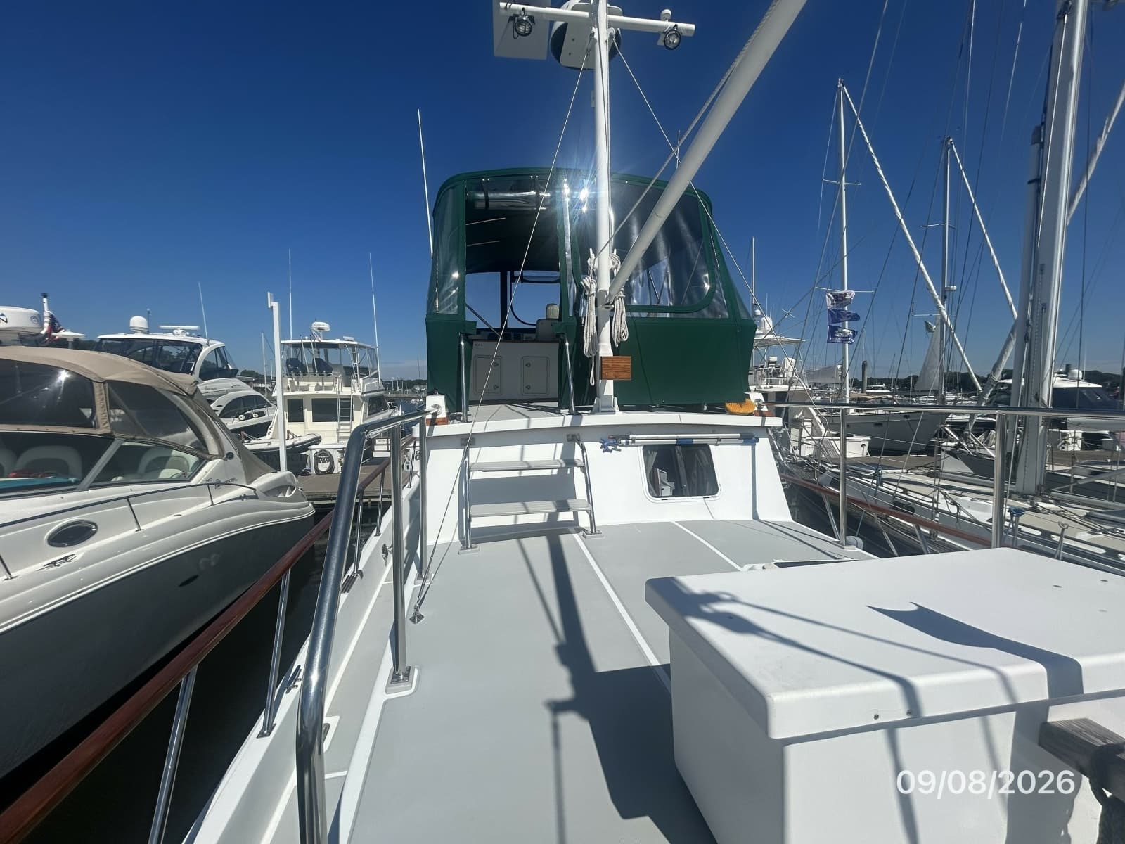 36' Monk trunk cabin forward