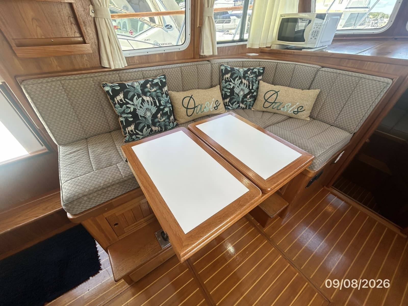 36' Monk salon port seating