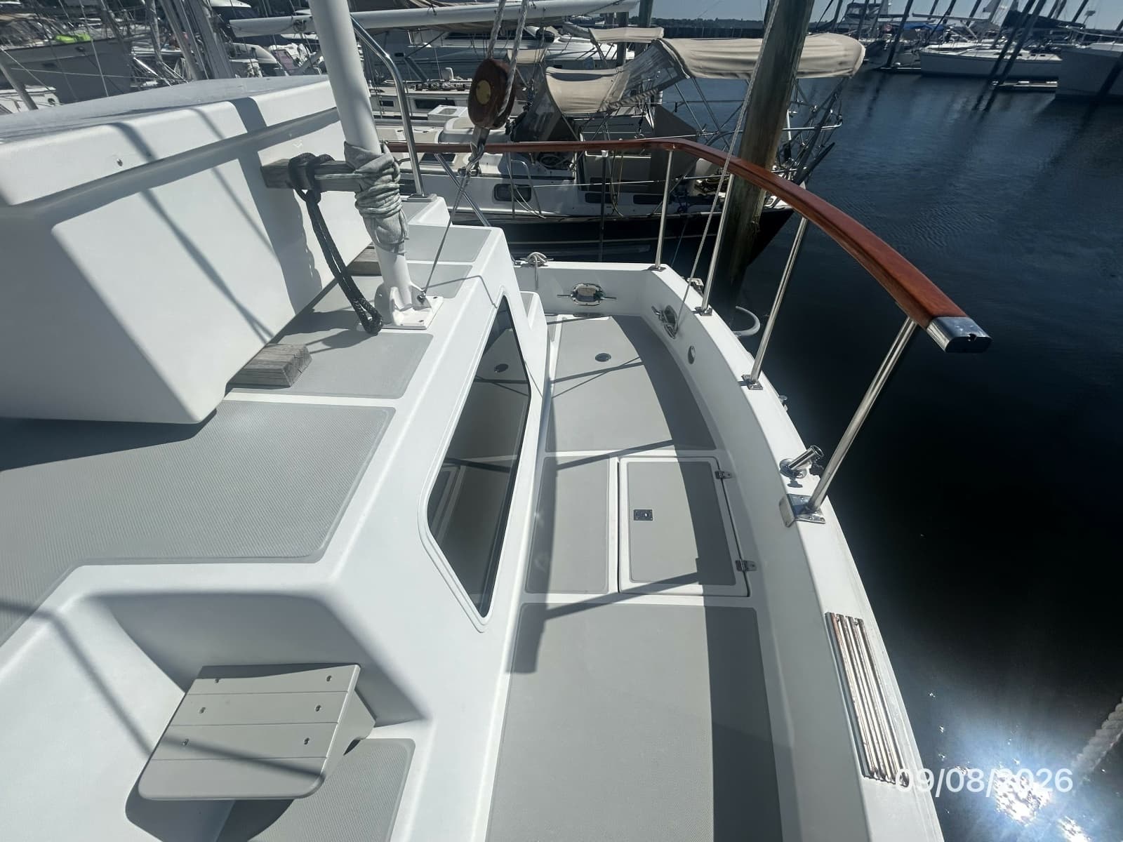 36' Monk aftdeck starboard