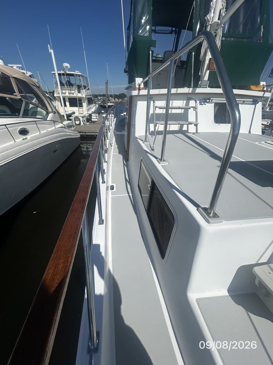 36' Monk port side deck2
