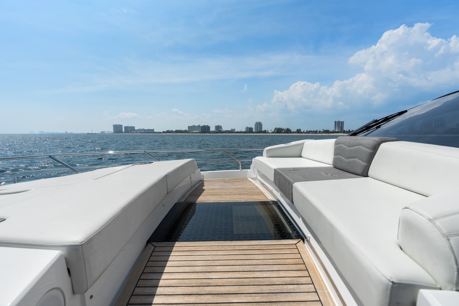 2023 Aicon 66 Vivere
