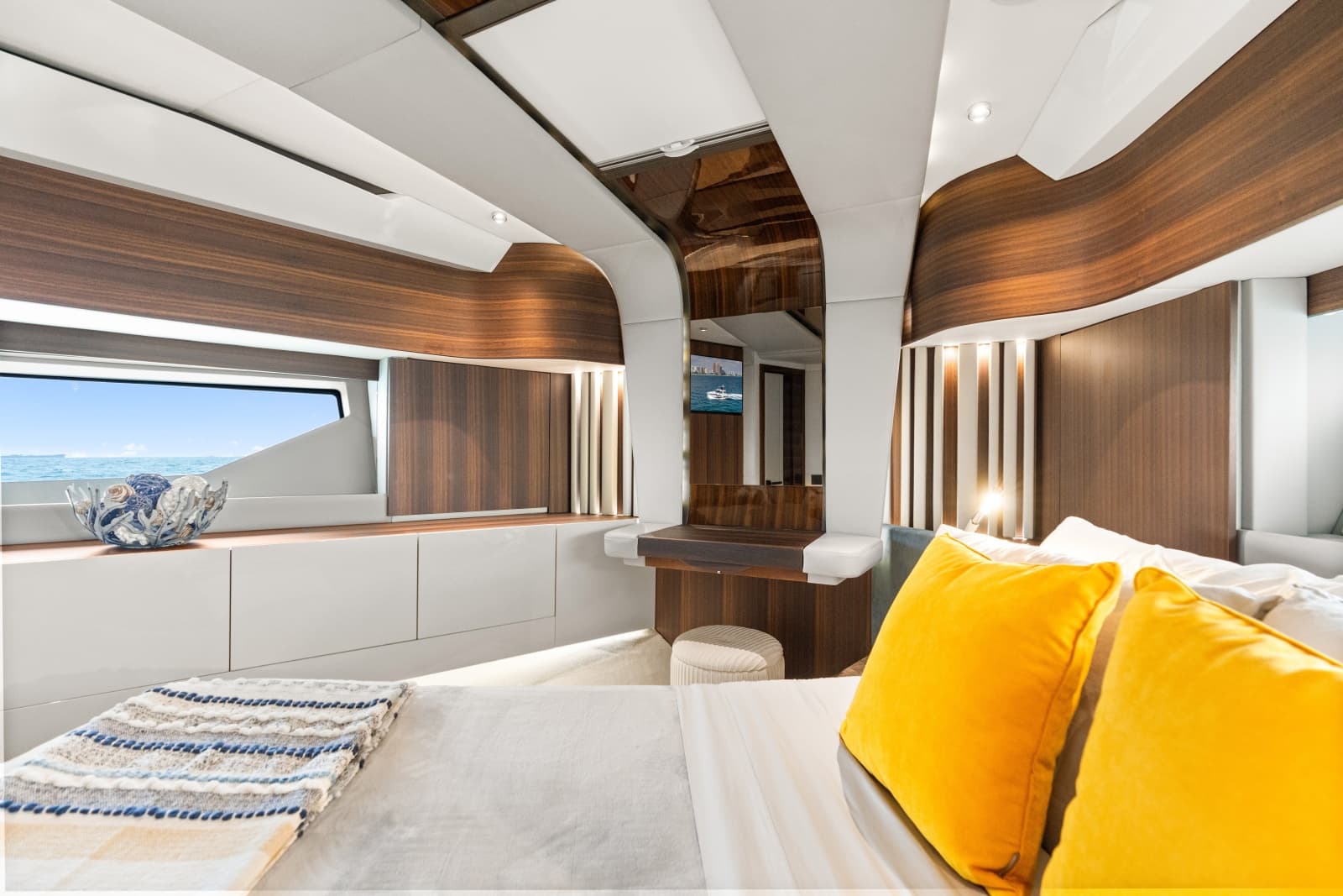 2023 Aicon 66 Vivere