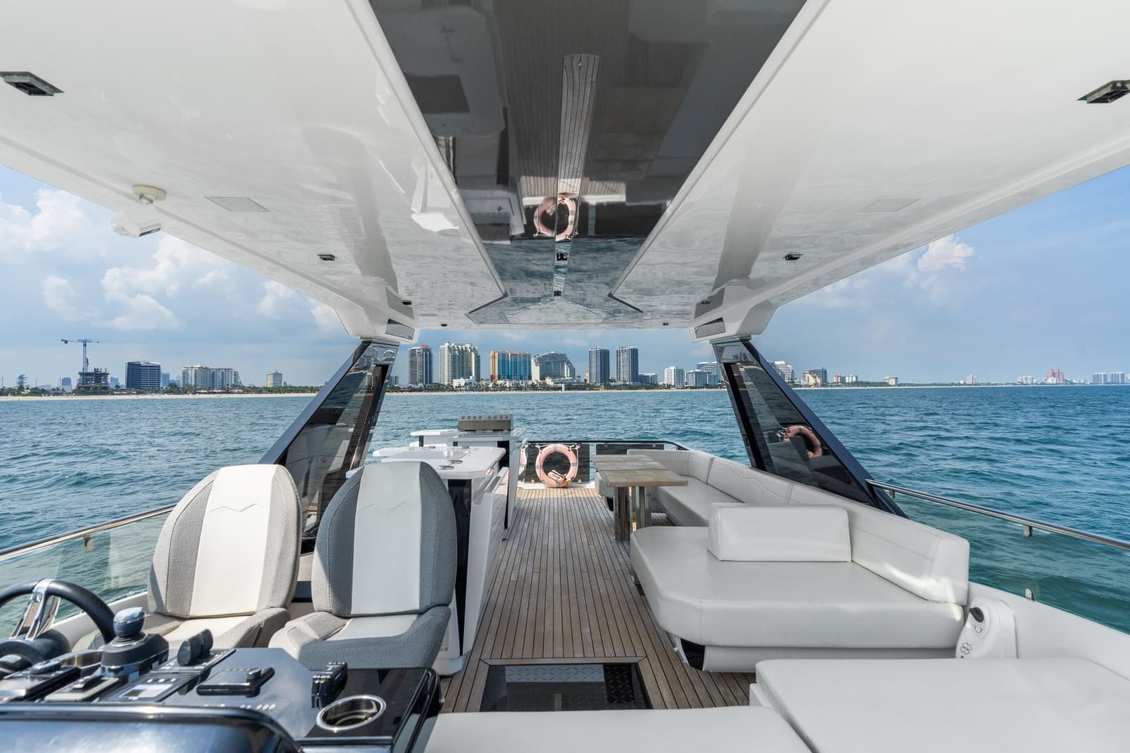 2023 Aicon 66 Vivere