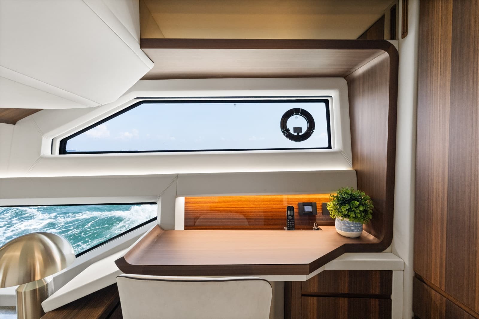 2023 Aicon 66 Vivere