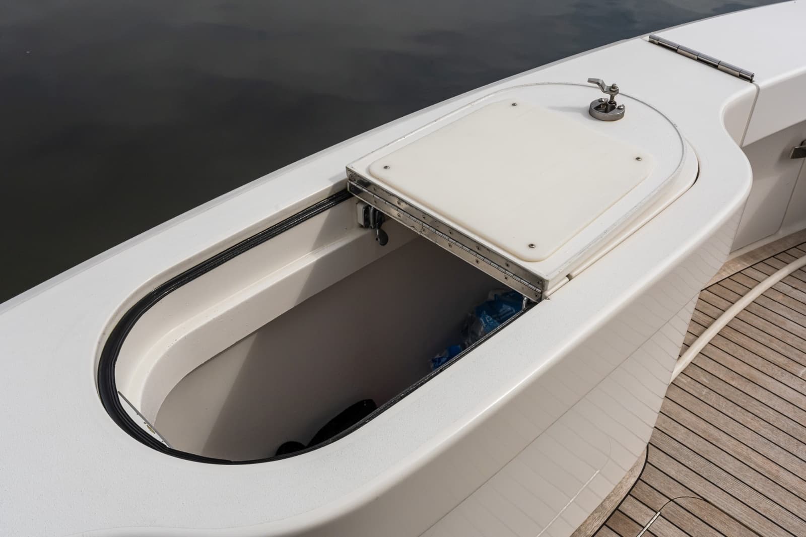 2022 Viking 48 Convertible
