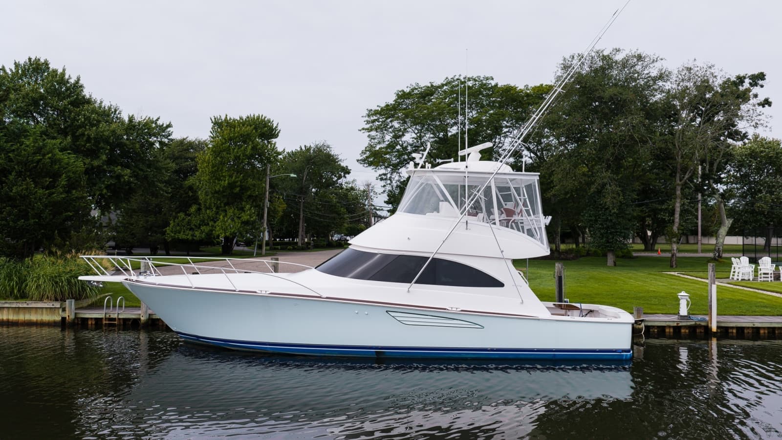 2022 Viking 48 Convertible