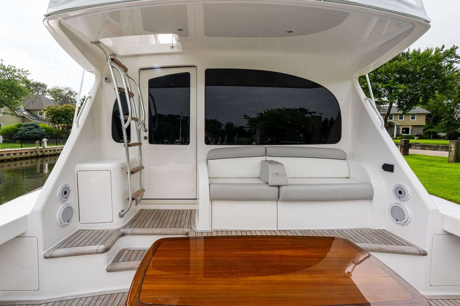 2022 Viking 48 Convertible