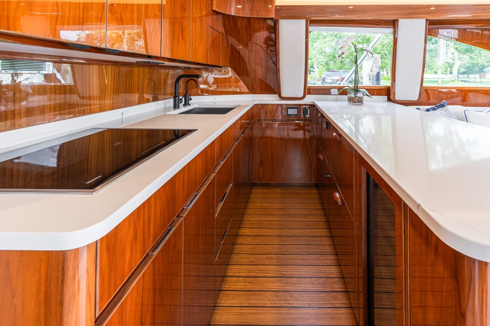 2022 Viking 48 Convertible