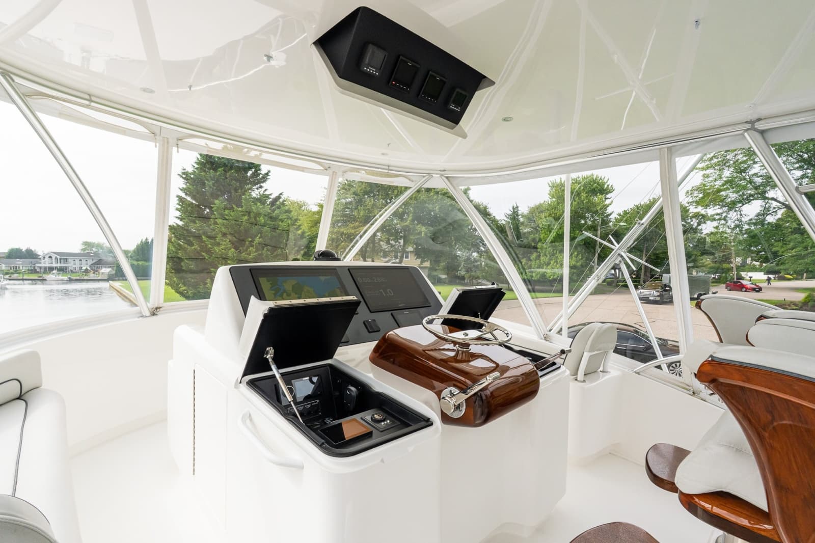2022 Viking 48 Convertible