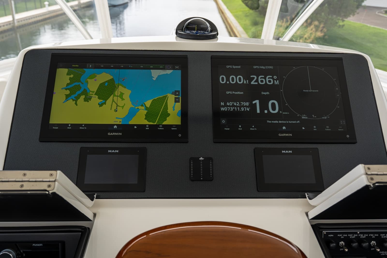 2022 Viking 48 Convertible