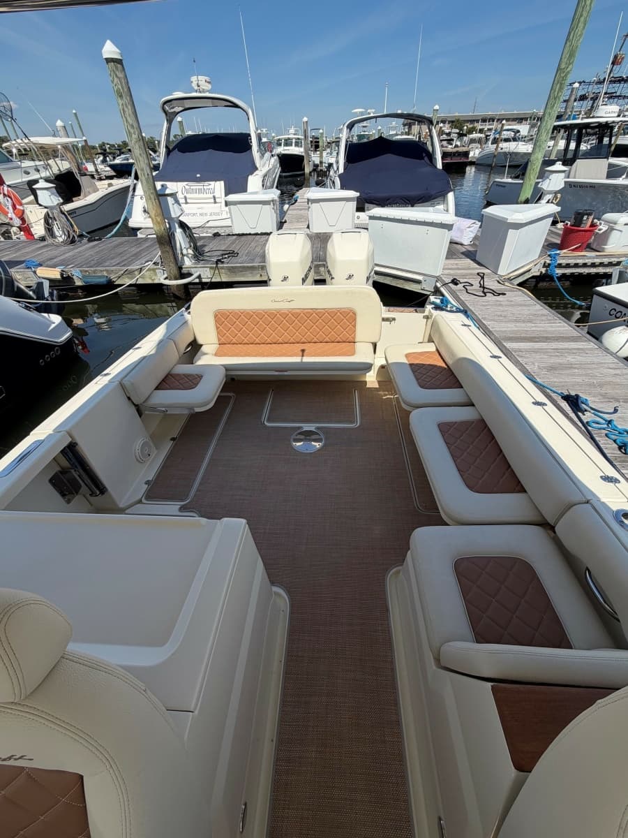 2018 Chris-Craft Calypso 30