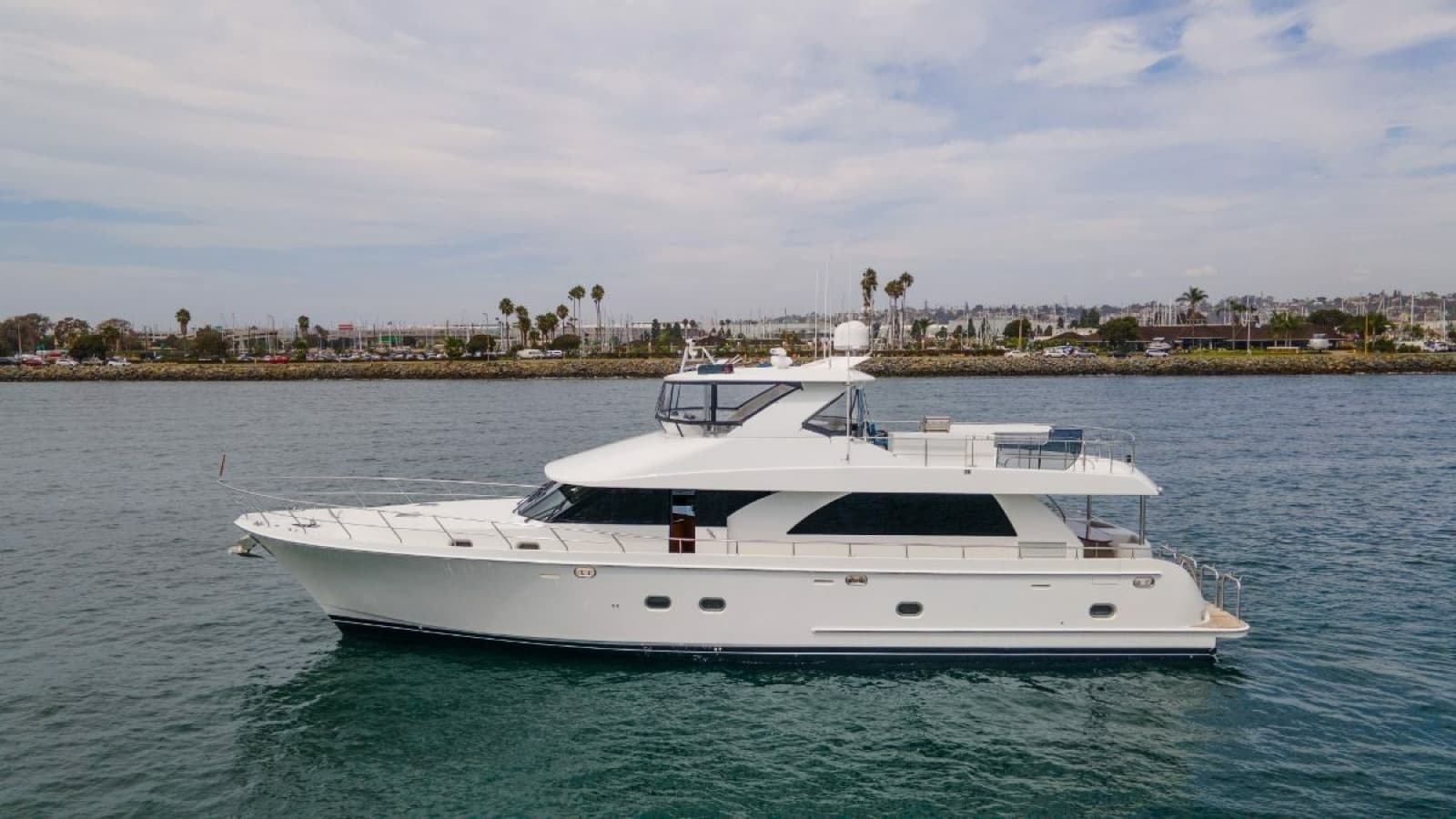 2009 Ocean Alexander 74 Flybridge
