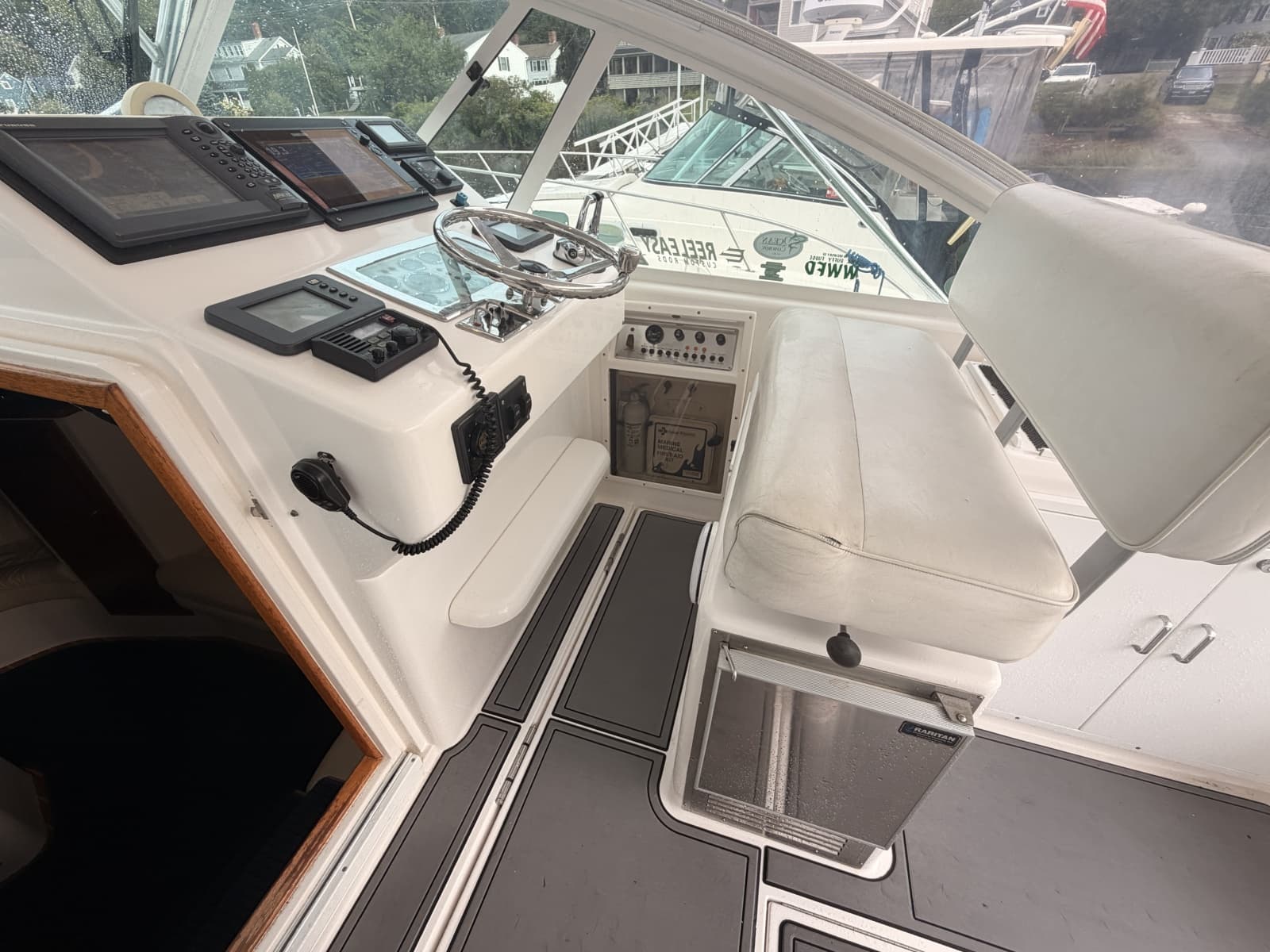 2003 Cabo 35 Express