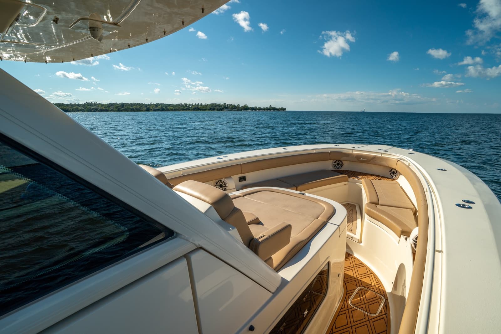 2019 Scout 355 LXF