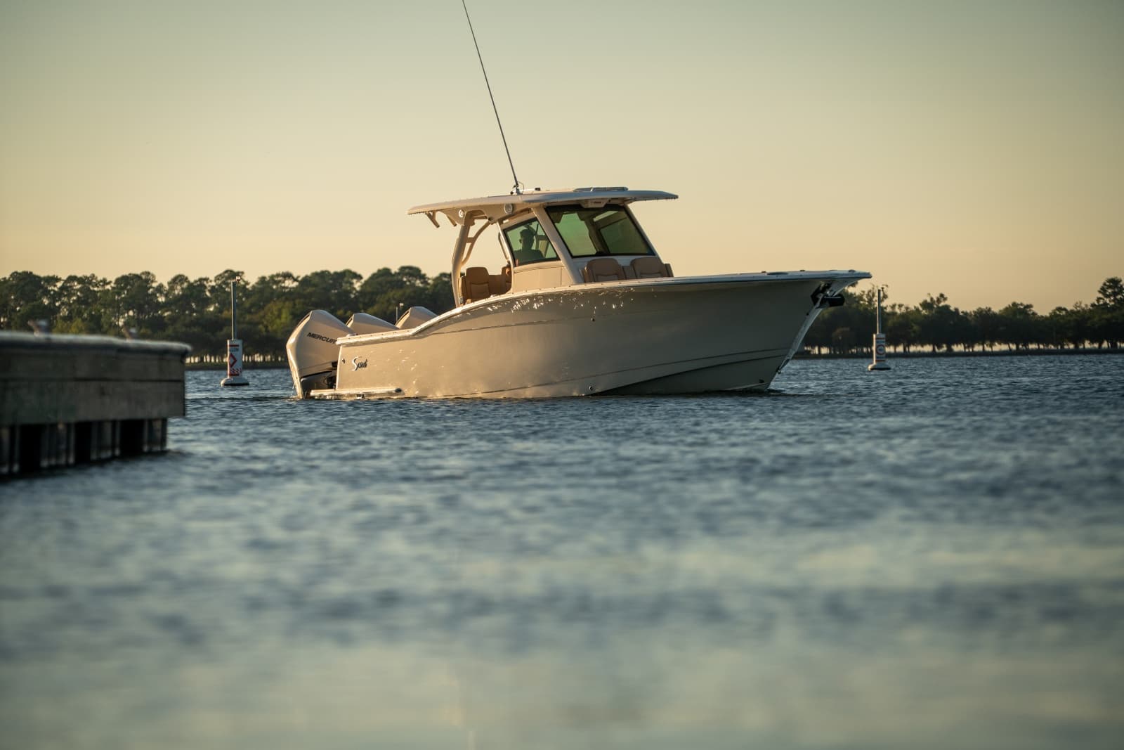 2019 Scout 355 LXF