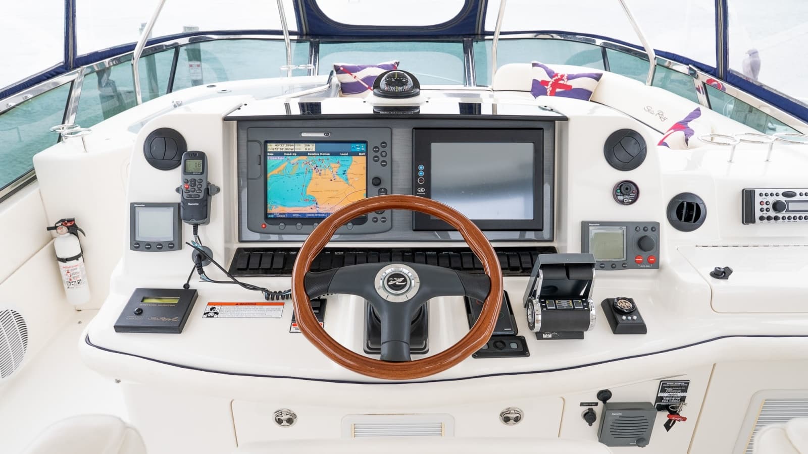 2006 Sea Ray 52 Sedan Bridge