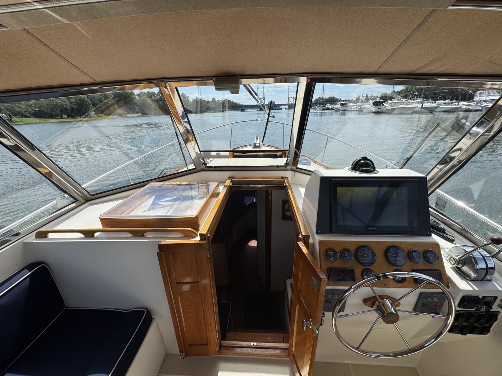 2001 Bruckmann 29.9 Bluestar