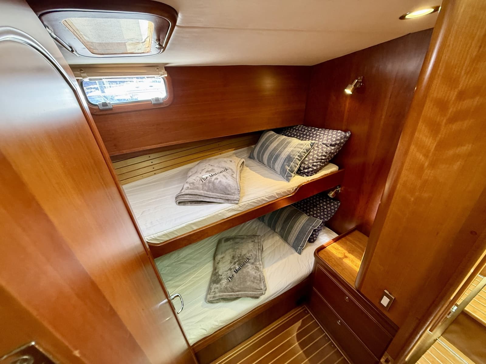 1999 Alden 40 Express