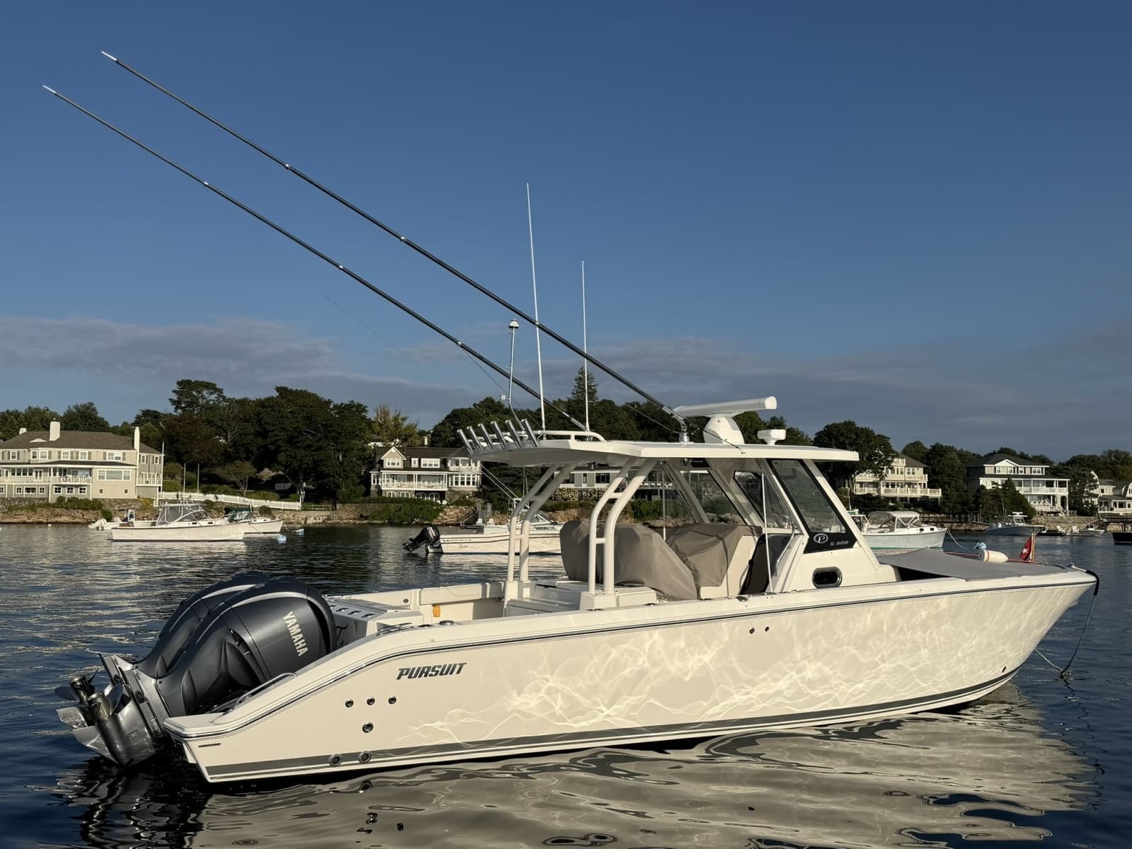 2020 Pursuit S 328 Sport