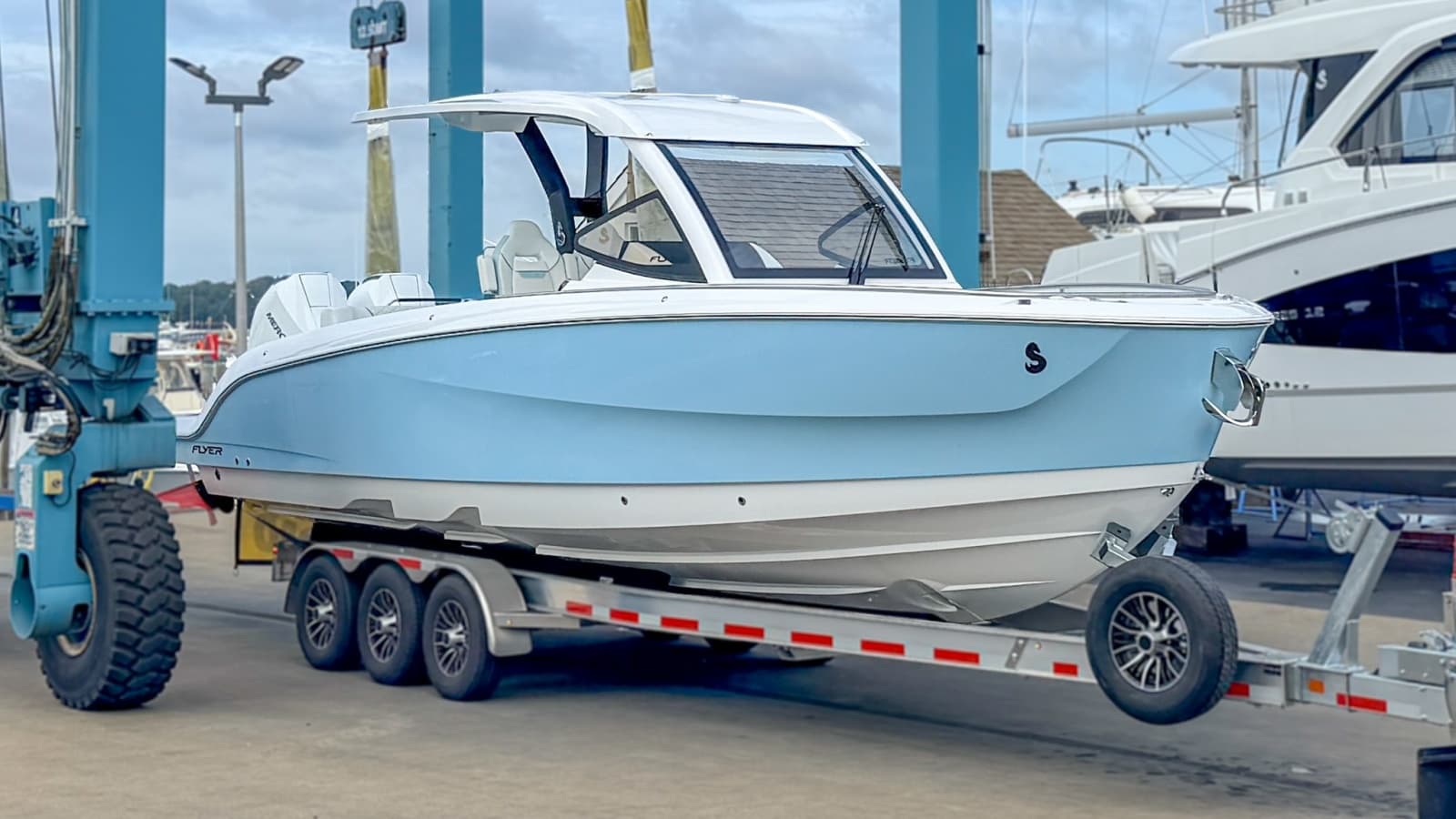 2027 Beneteau Flyer 30