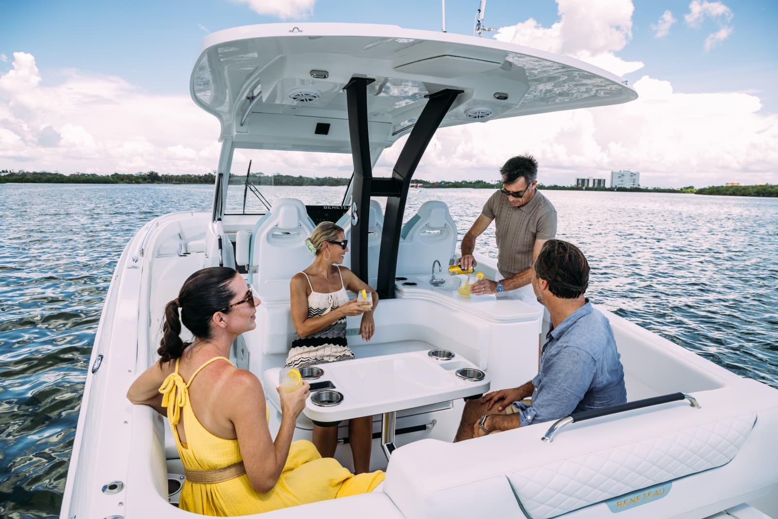 2027 Beneteau Flyer 30