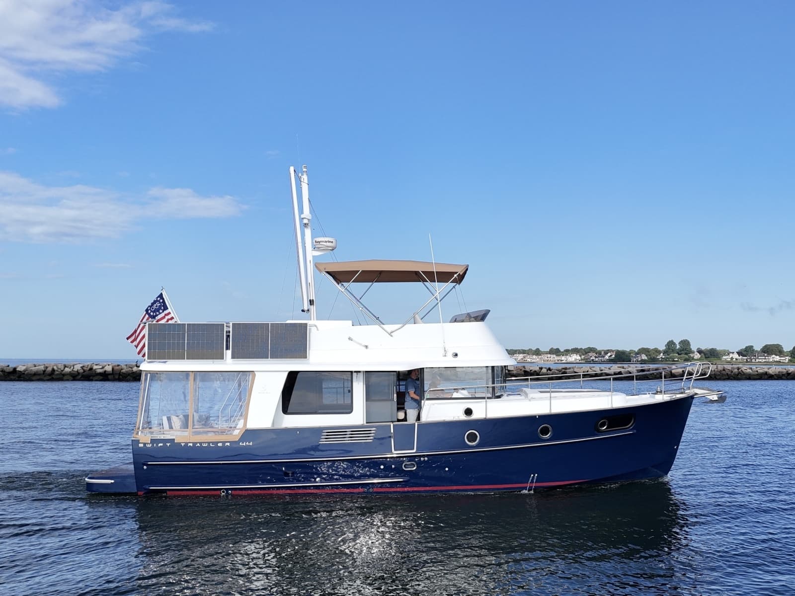 2015 Beneteau Swift Trawler 44