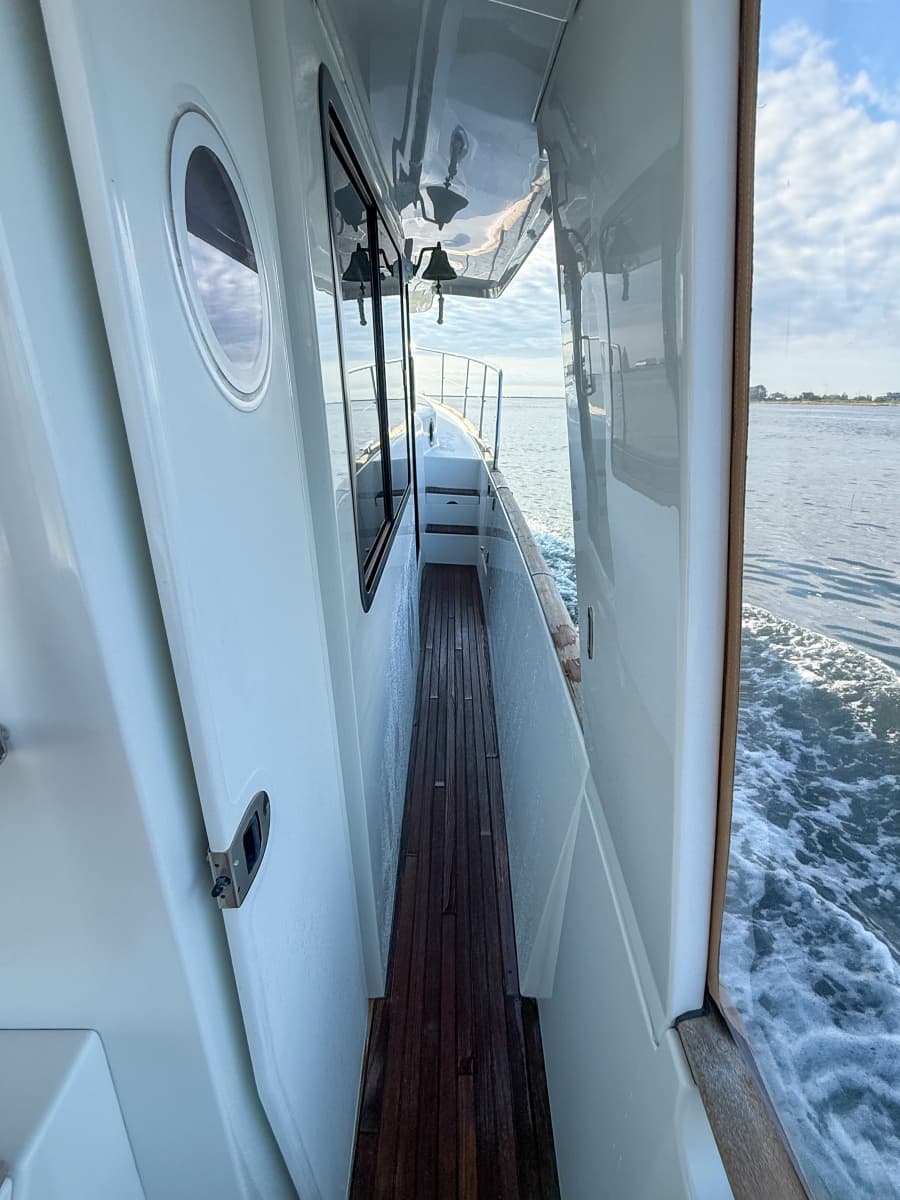 2015 Beneteau Swift Trawler 44