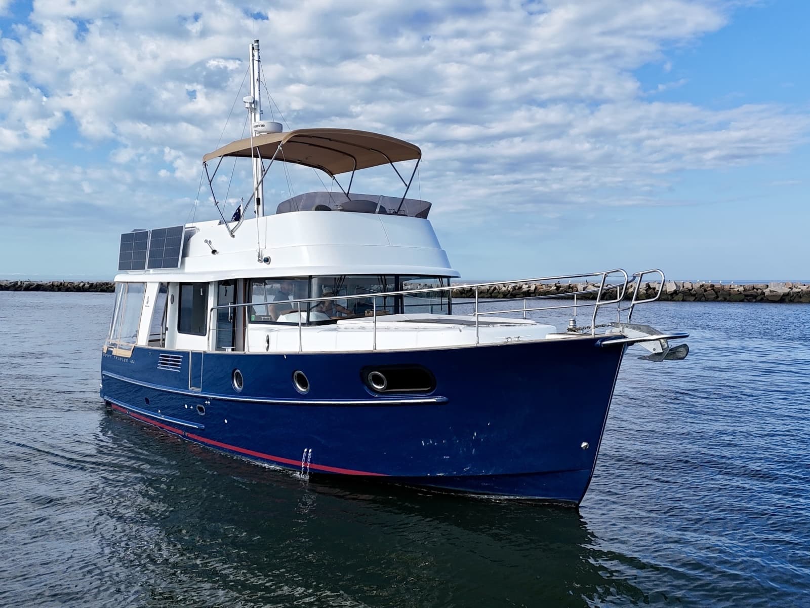 2015 Beneteau Swift Trawler 44