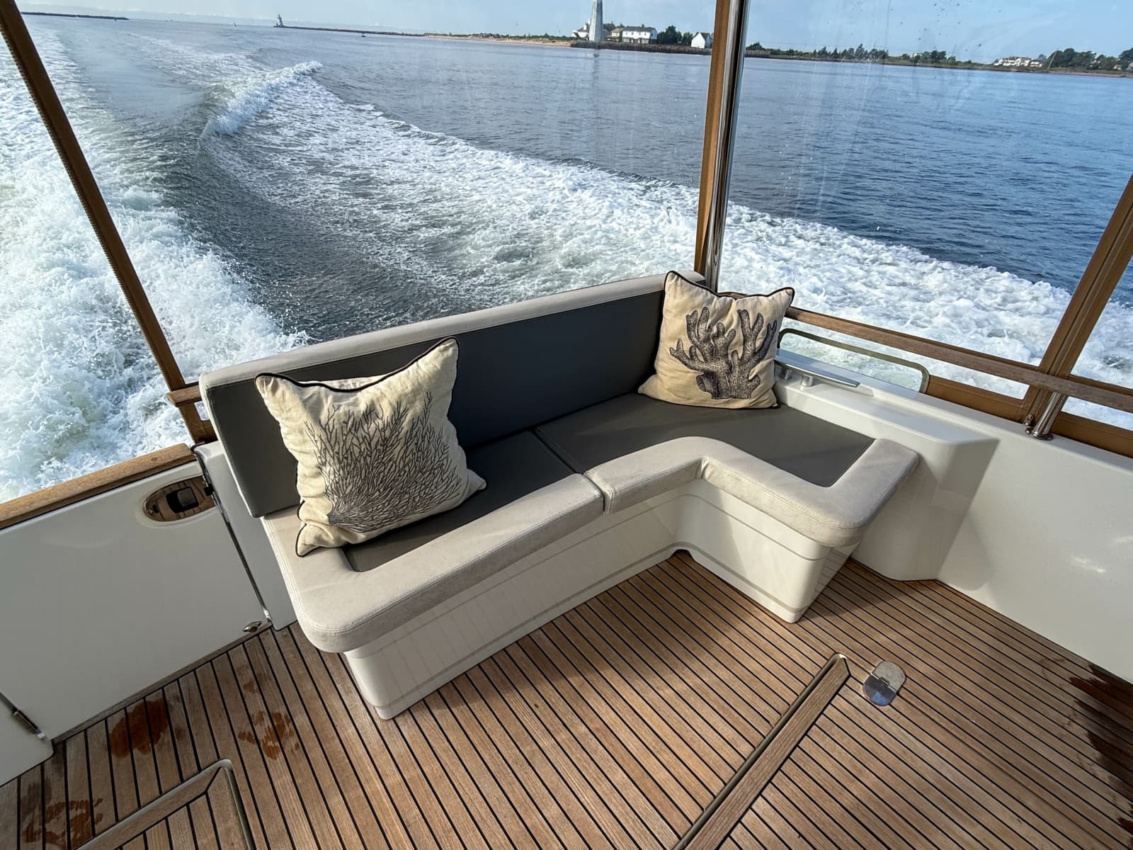 2015 Beneteau Swift Trawler 44
