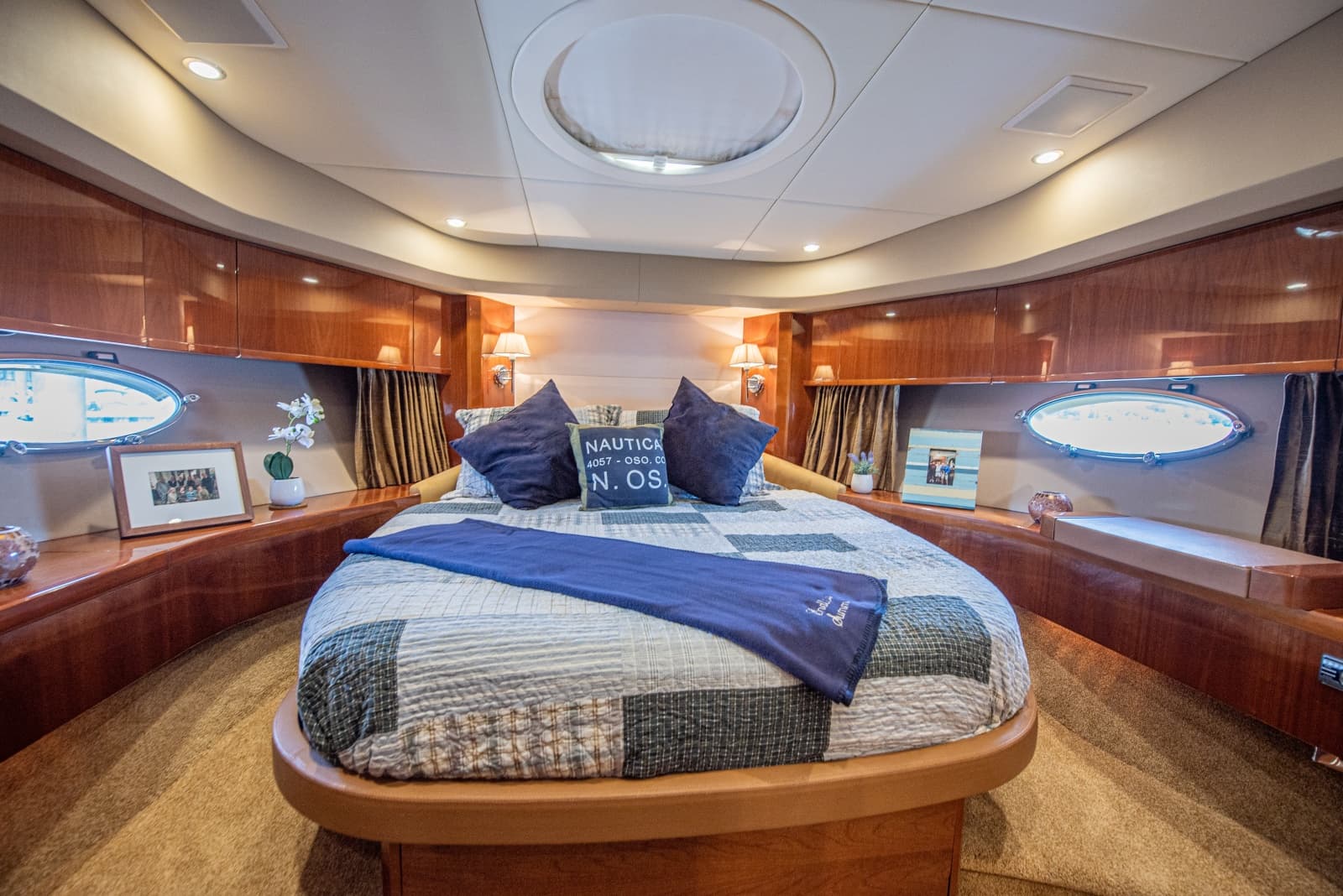 2006 Princess V65