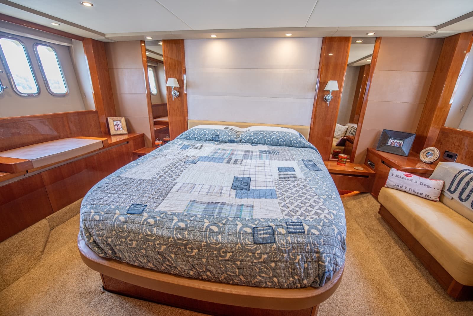 2006 Princess V65