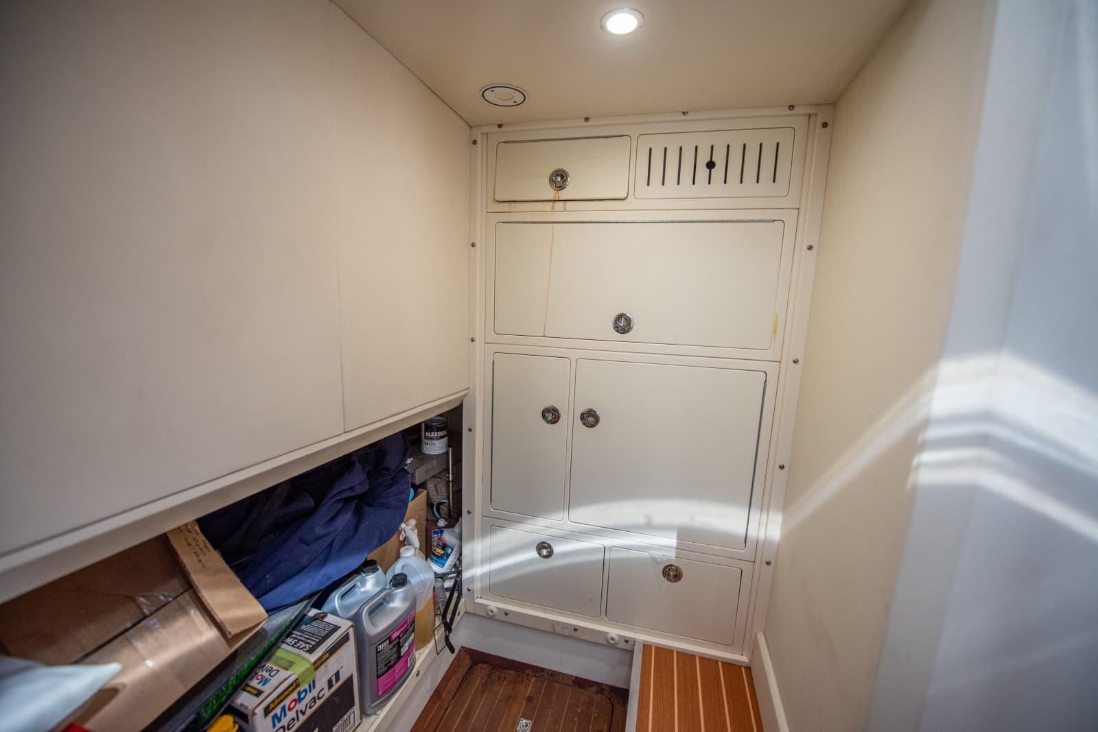 2006 Princess V65