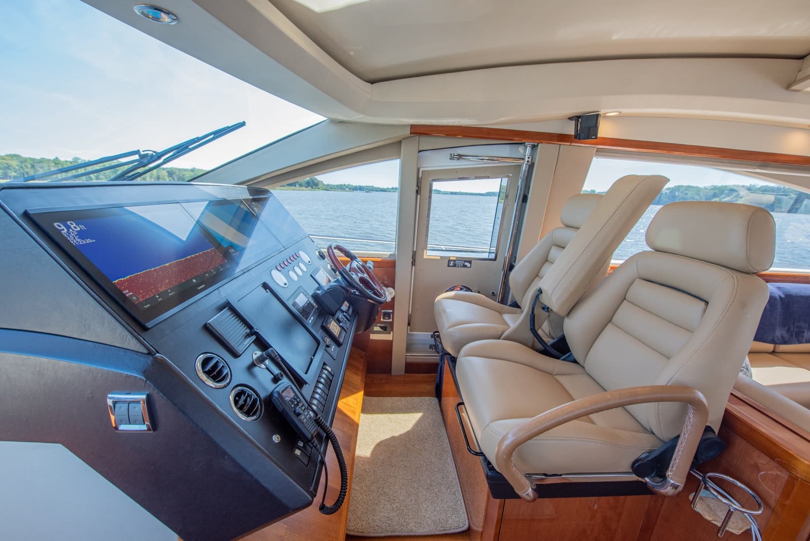 2006 Princess V65