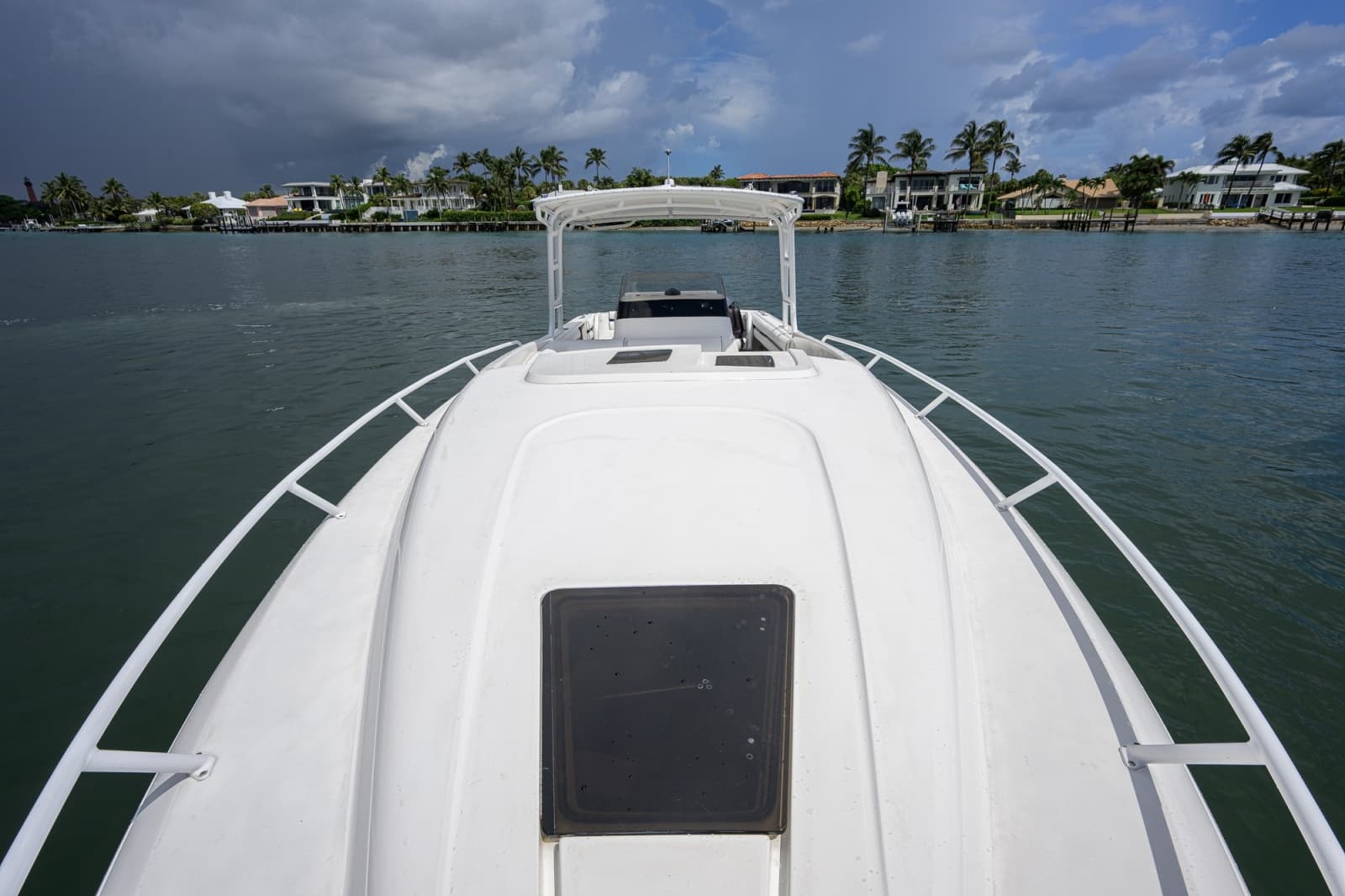 2009 Intrepid 370