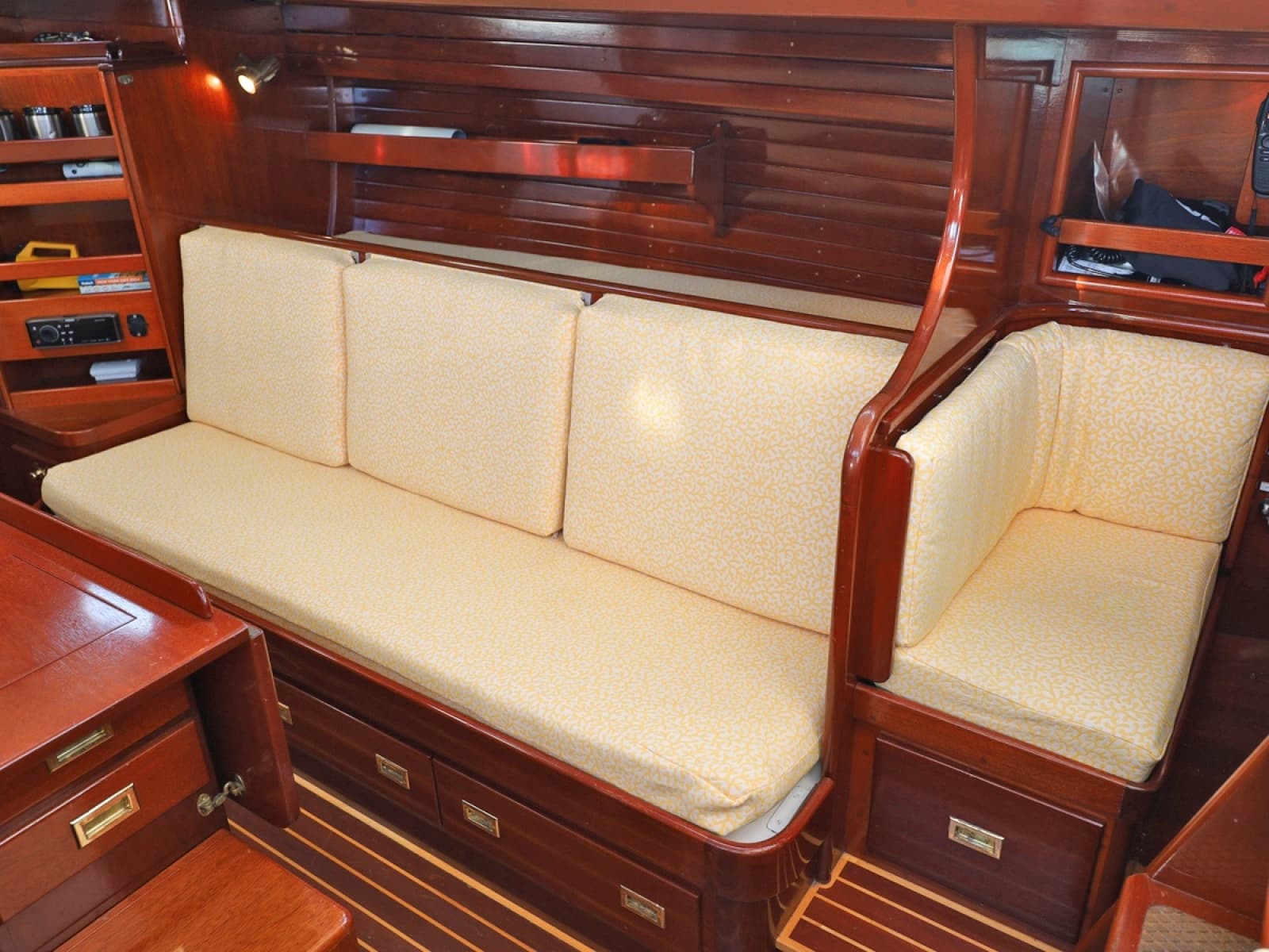 Main Salon Starboard