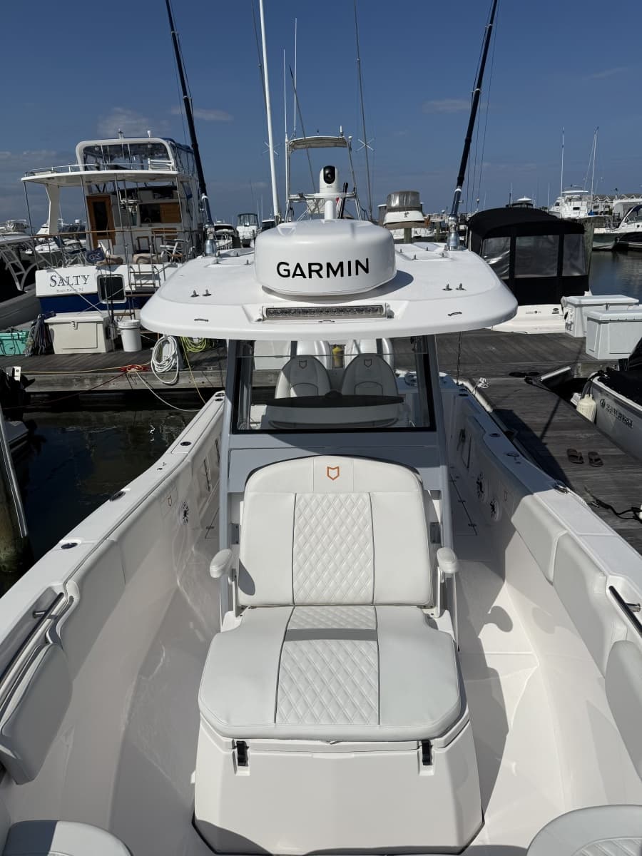 2025 Sea Fox 288 Commander