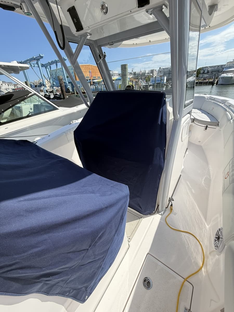 2025 Sea Fox 288 Commander