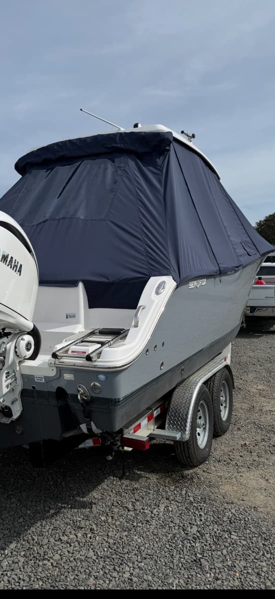 2025 Sea Fox 288 Commander