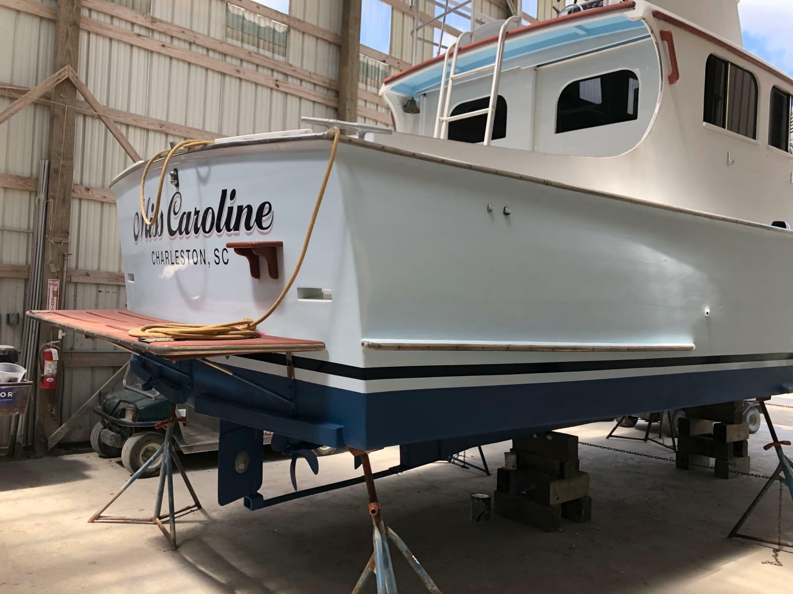 1952 Custom Rose Brothers 32 Flybridge