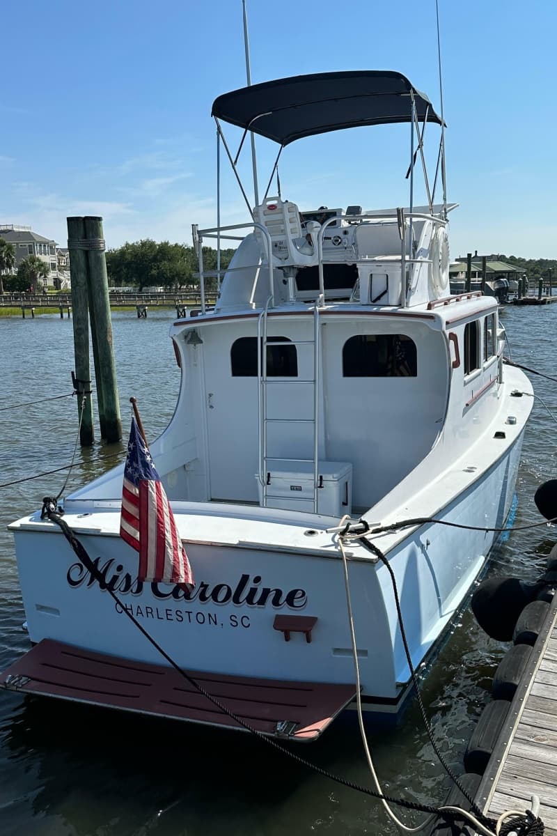 1952 Custom Rose Brothers 32 Flybridge
