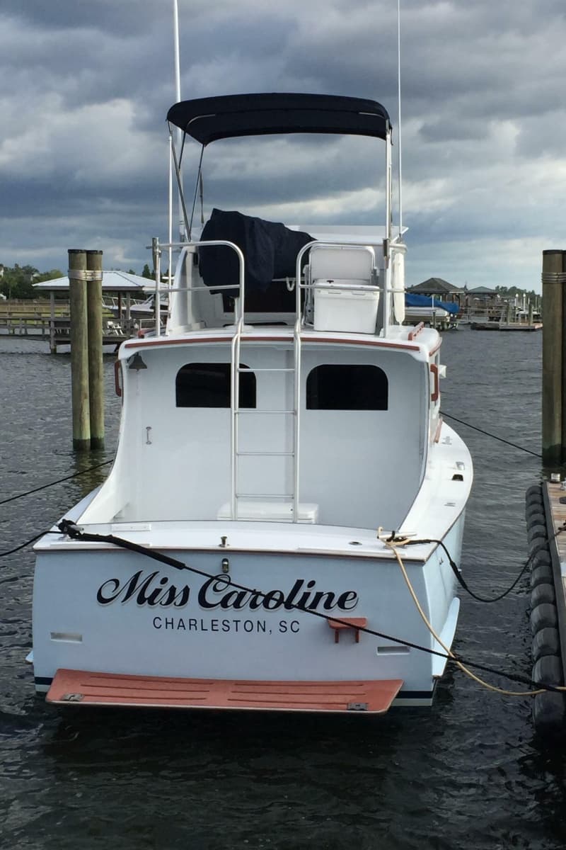 1952 Custom Rose Brothers 32 Flybridge