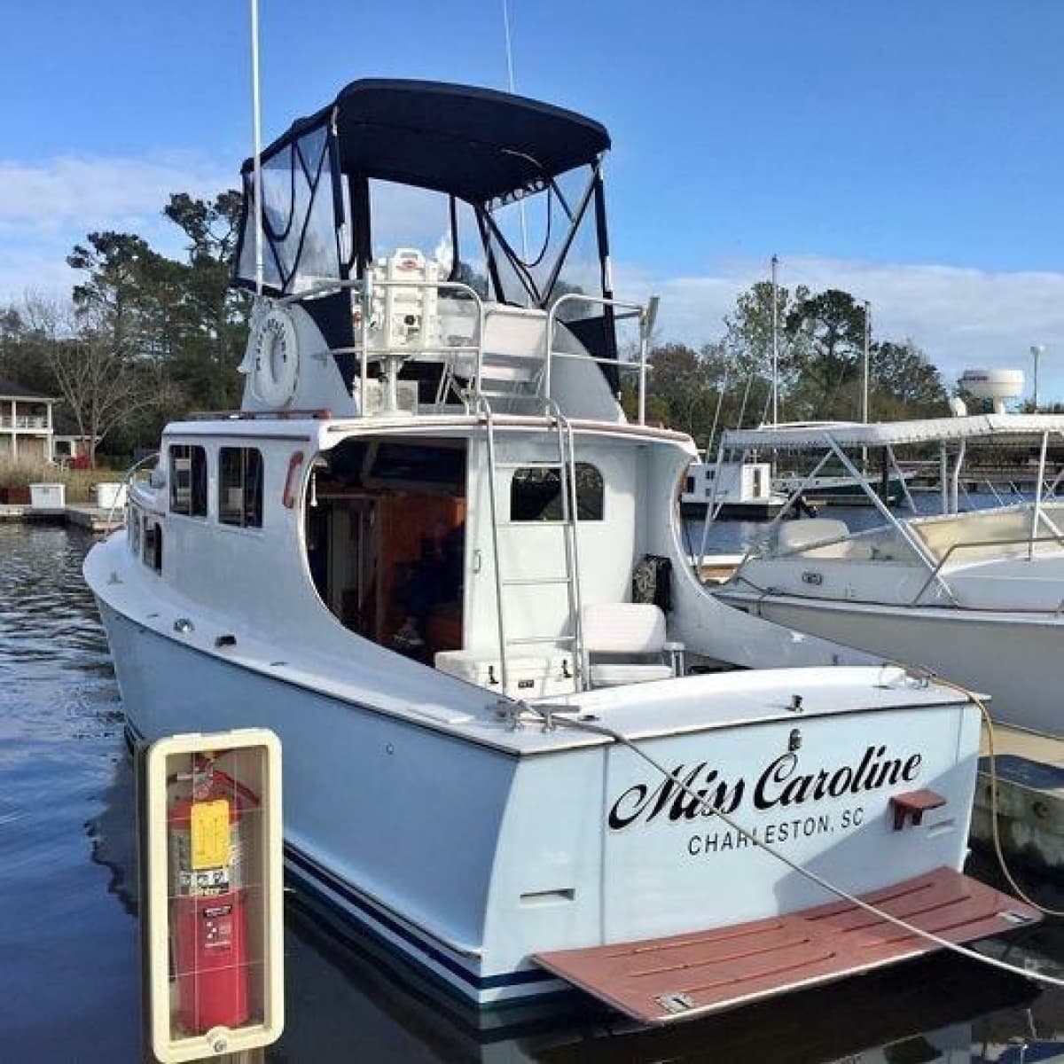 1952 Custom Rose Brothers 32 Flybridge