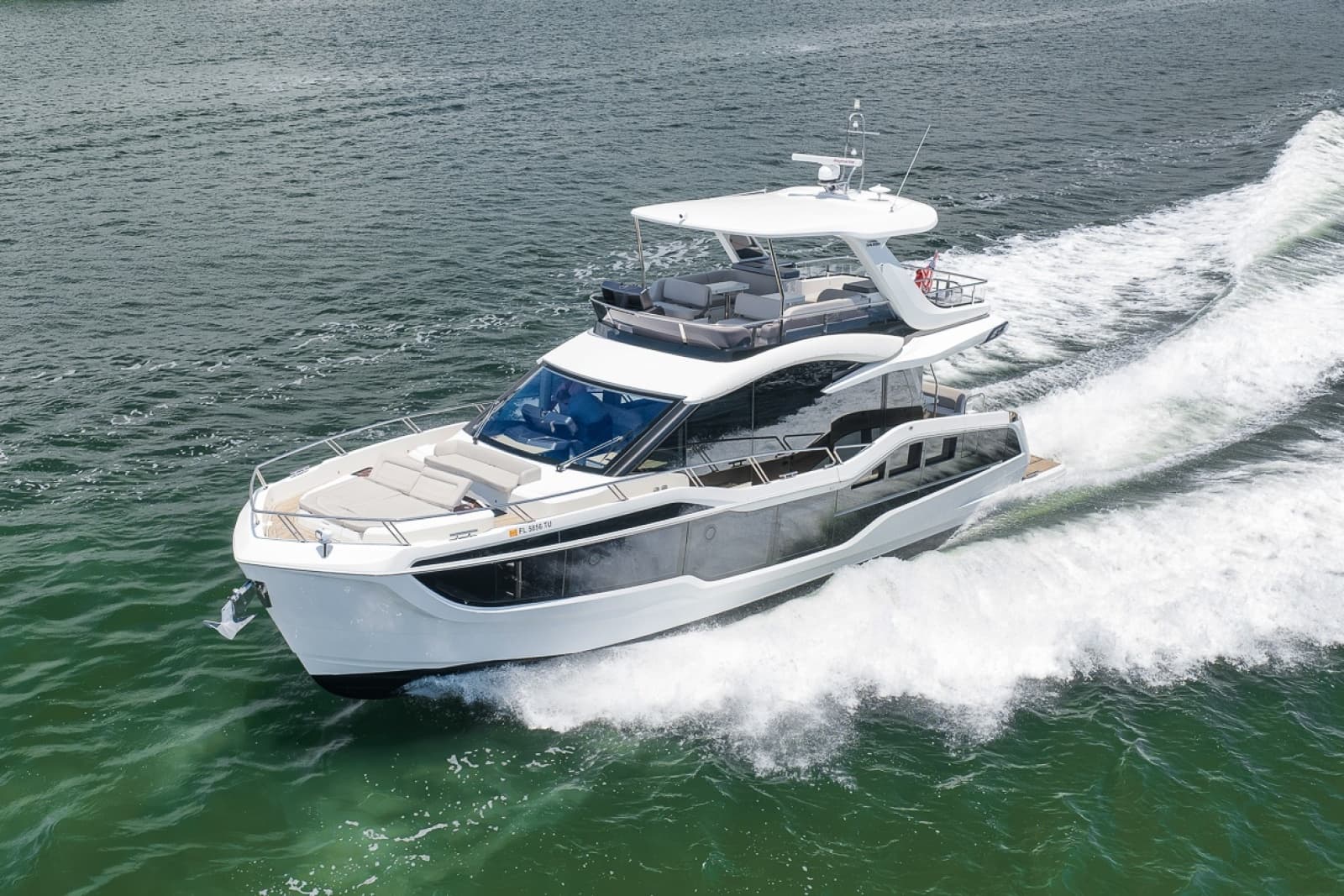 2023 Galeon 