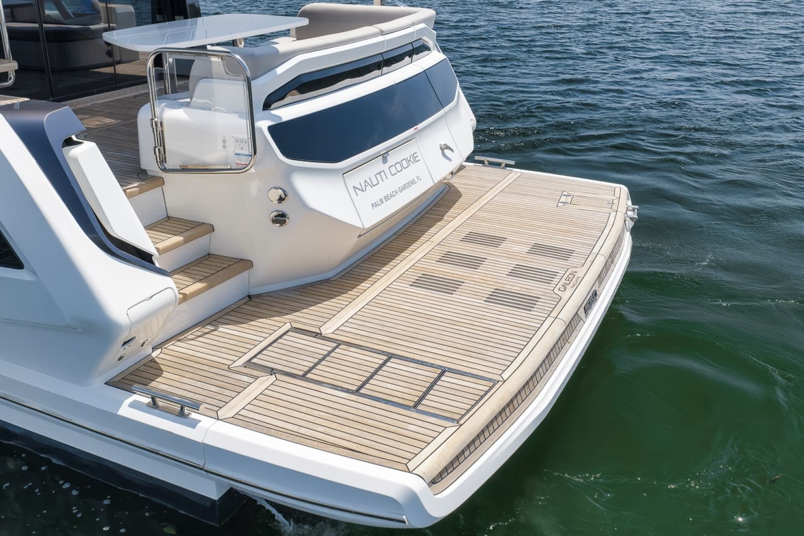 2023 Galeon 