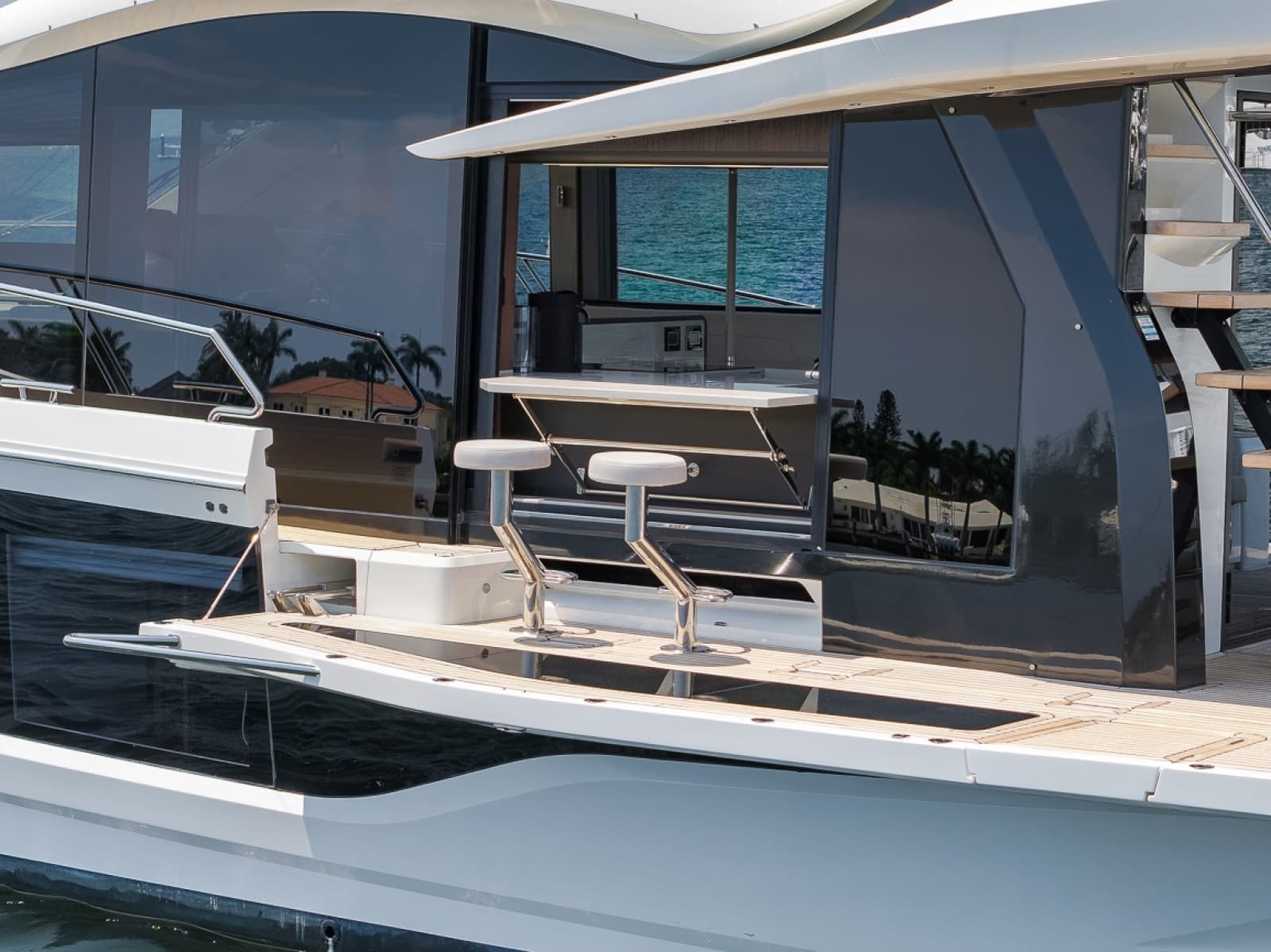 2023 Galeon 