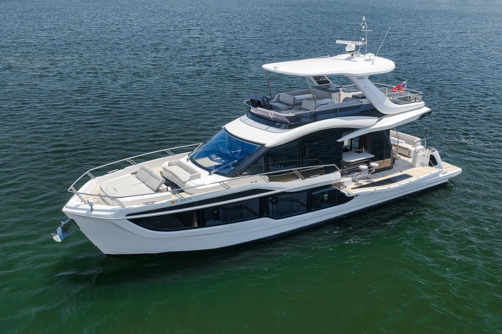 2023 Galeon 
