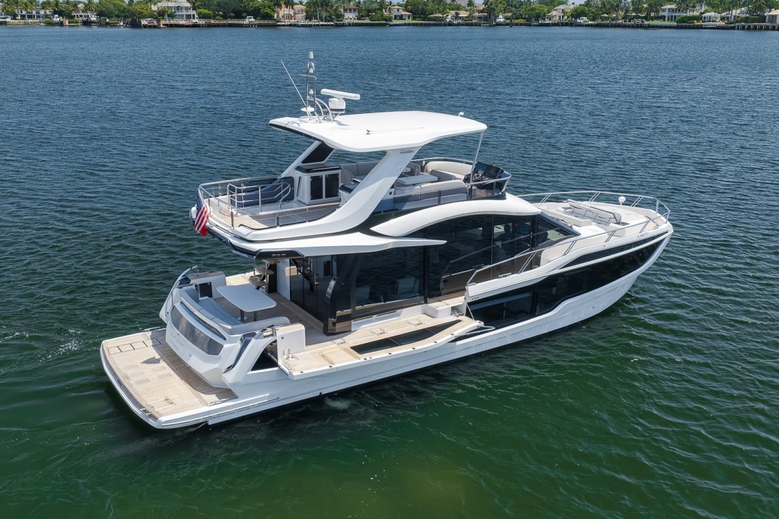 2023 Galeon 