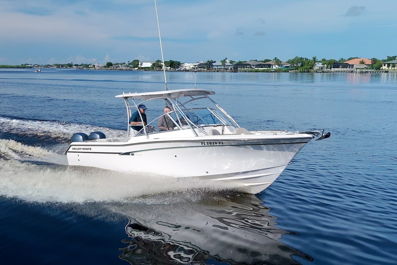 2013 Grady-White Freedom 275